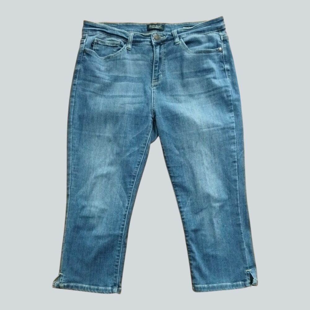 Judy Blue Skinny Fit Capri Medium Wash Denim Size 15/32 JB82274DK
